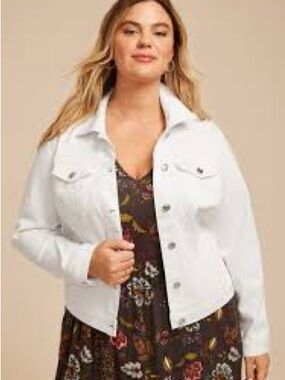 Plus Size Classic White Denim Jacket by Venezia. Plus Size 24
